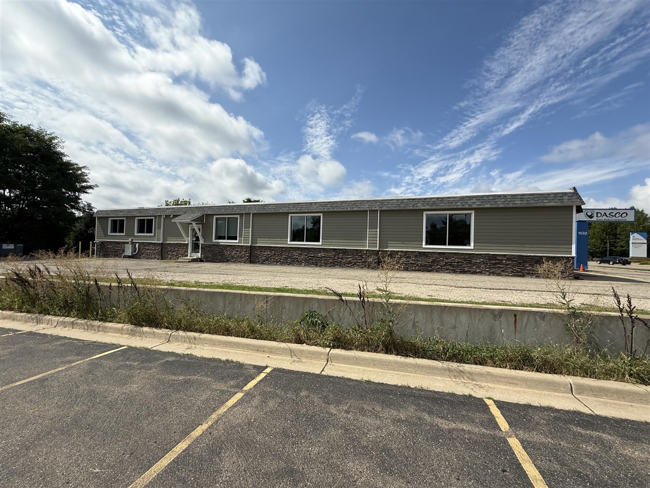 1524 Gull Road, Kalamazoo, MI, 49048-1621
