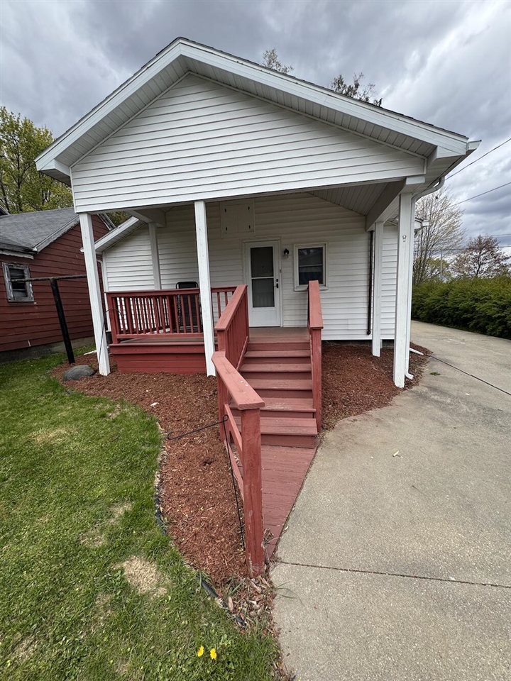 Homes for sale in Harrison, MI | 190 E Spruce St, Harrison, MI 48625 | MLS# 70511576
