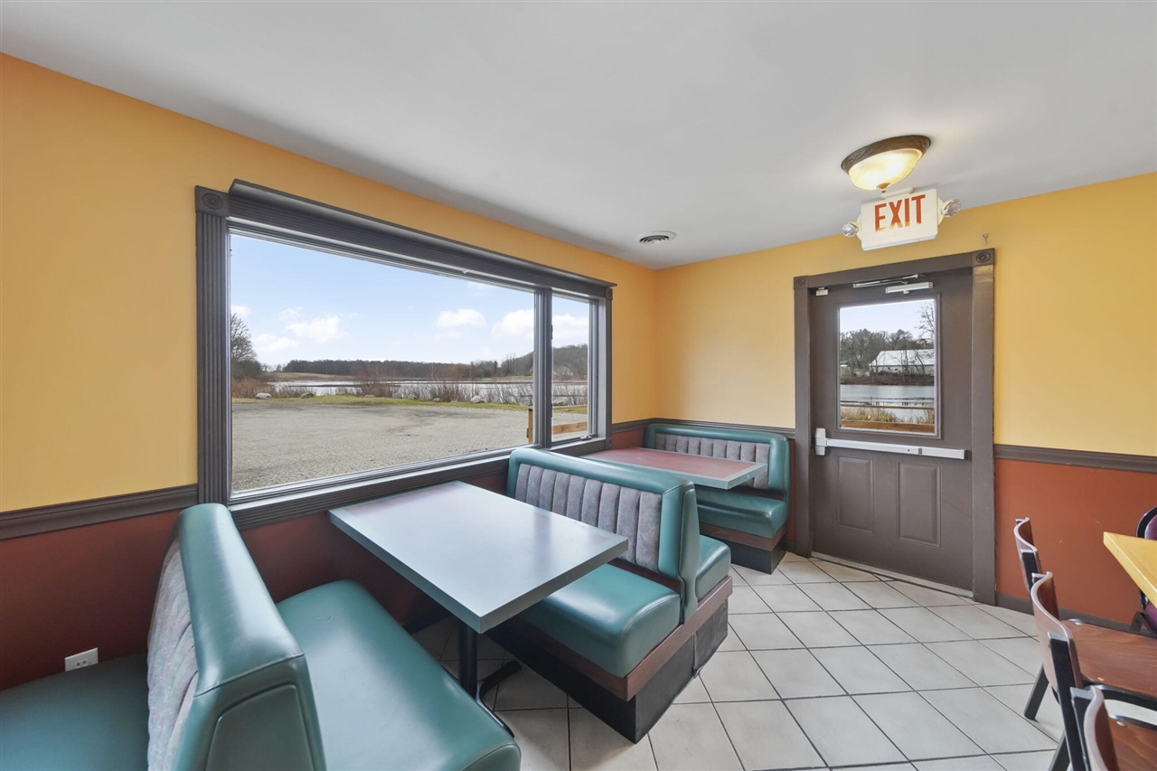 107 E Jackson Road, Concord, MI, 49237-9617