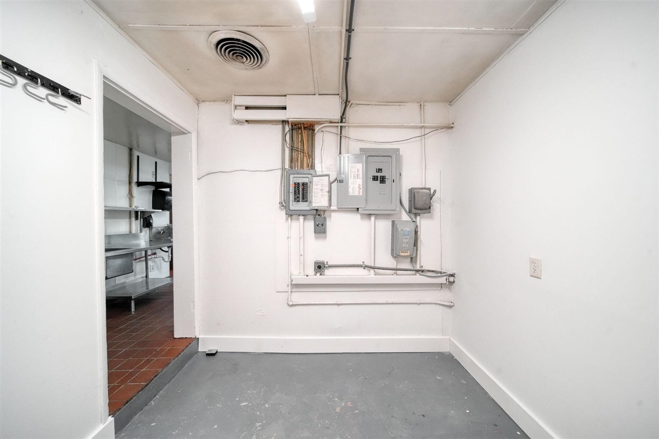 107 E Jackson Road, Concord, MI, 49237-9617