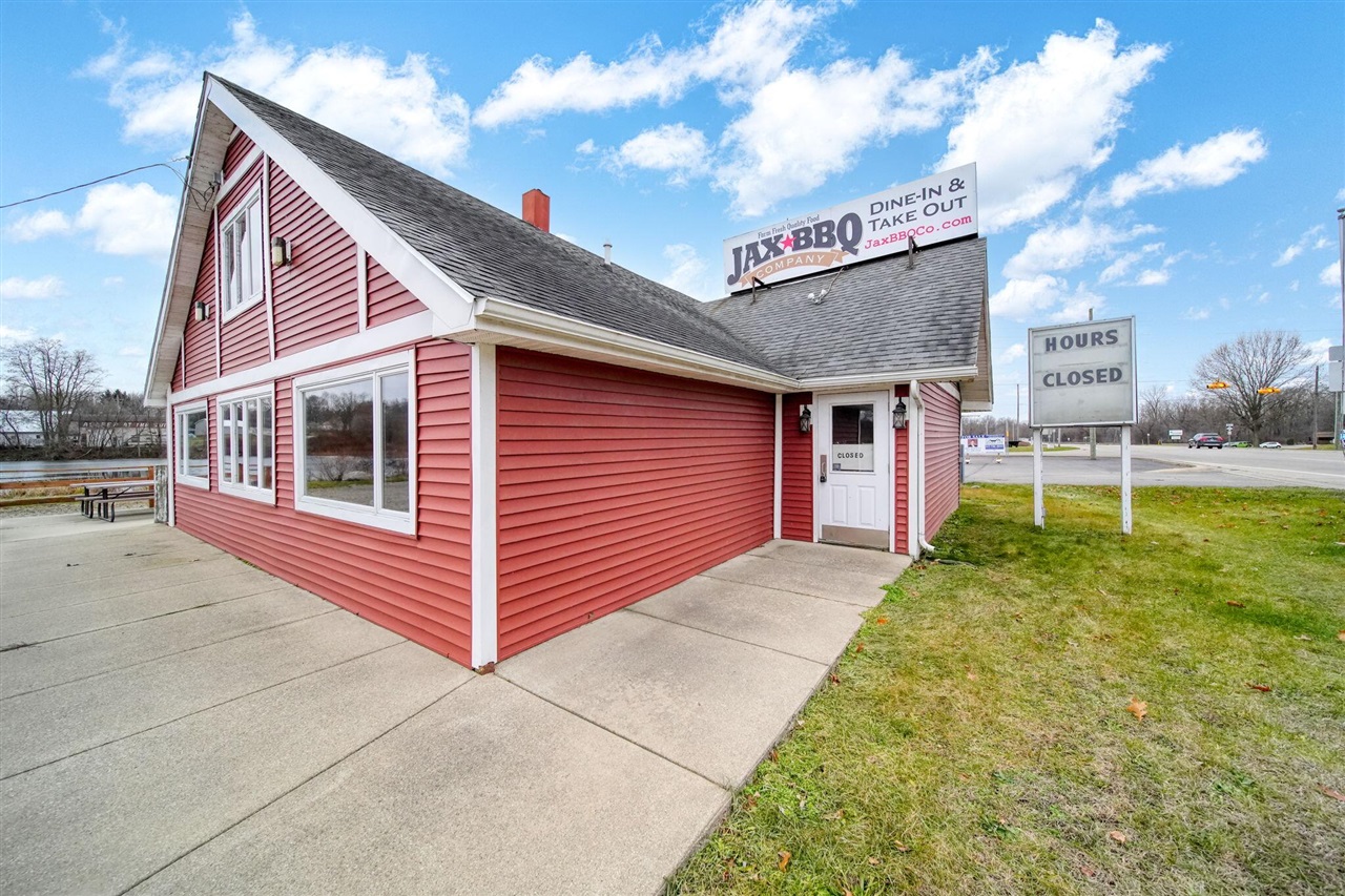 107 E Jackson Road, Concord, MI, 49237-9617