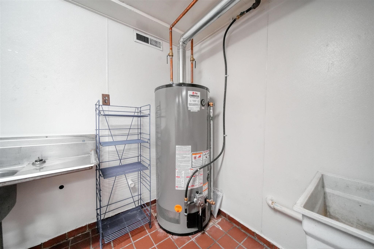 107 E Jackson Road, Concord, MI, 49237-9617