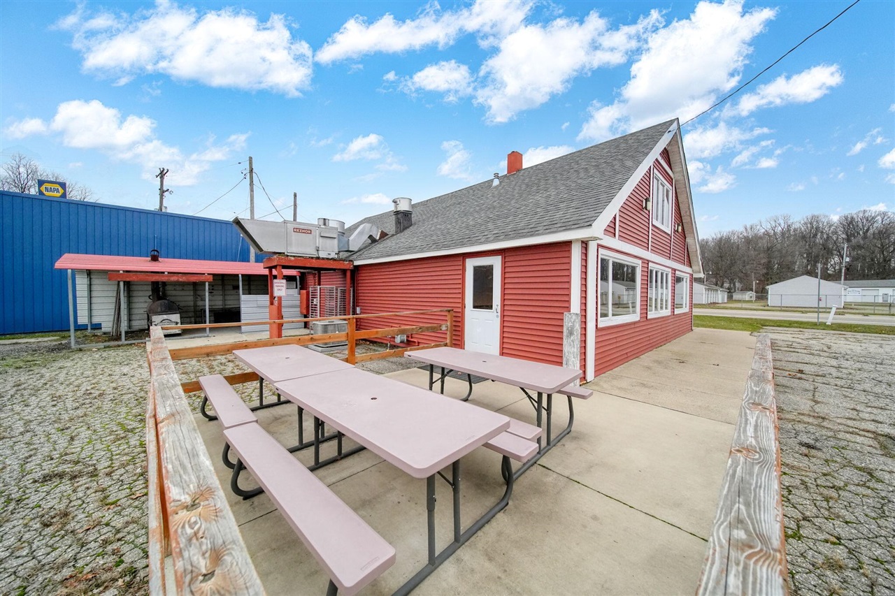 107 E Jackson Road, Concord, MI, 49237-9617