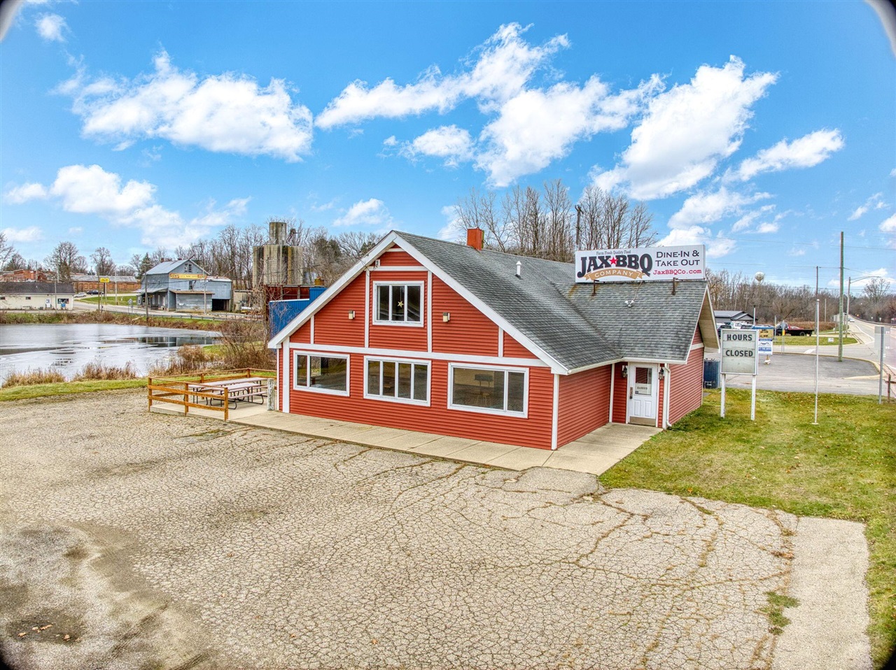 107 E Jackson Road, Concord, MI, 49237-9617