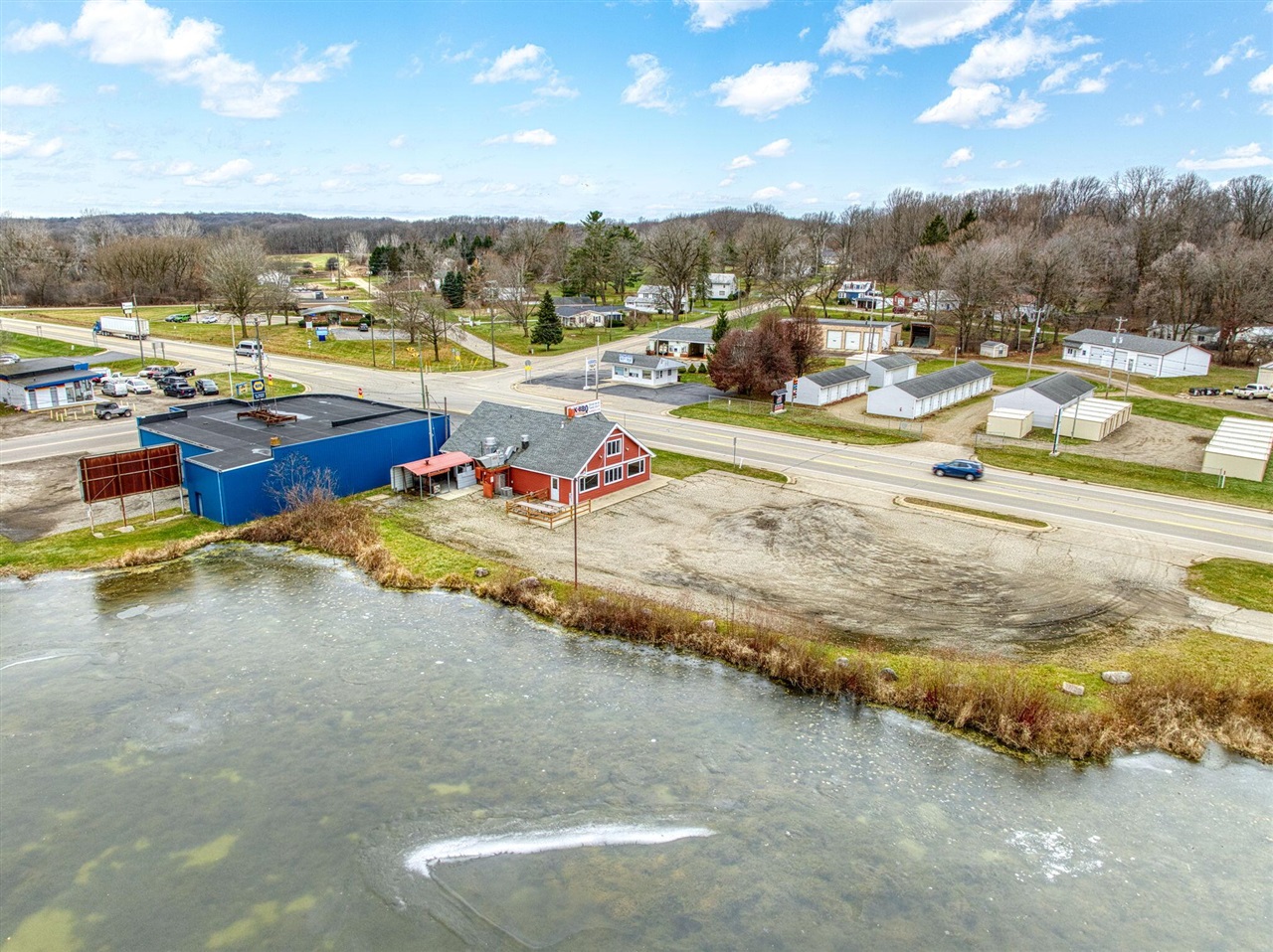 107 E Jackson Road, Concord, MI, 49237-9617