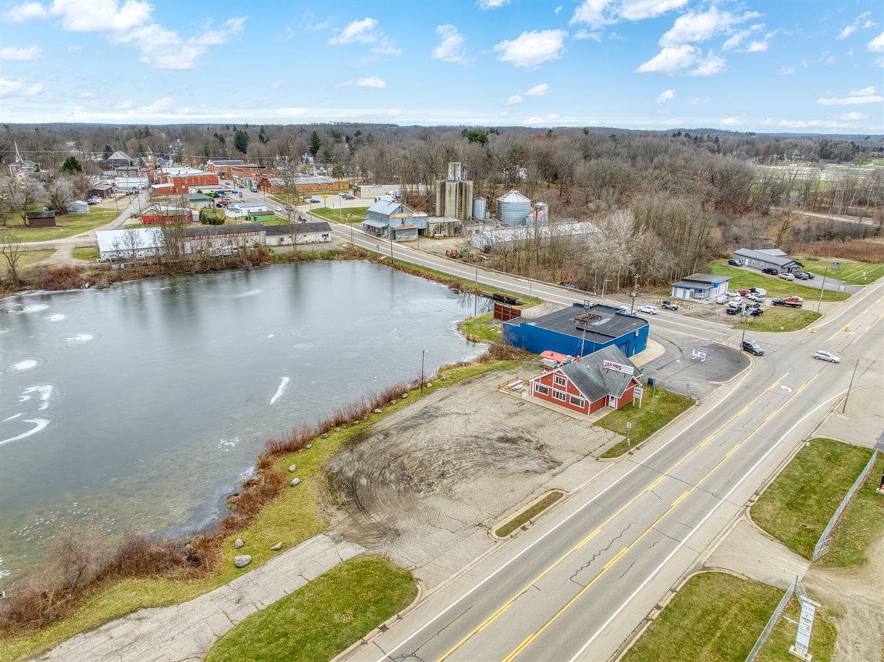 107 E Jackson Road, Concord, MI, 49237-9617