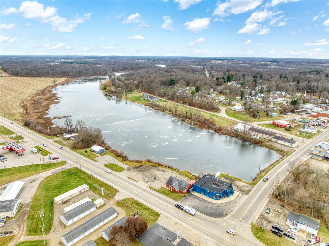 107 E Jackson Road, Concord, MI, 49237-9617