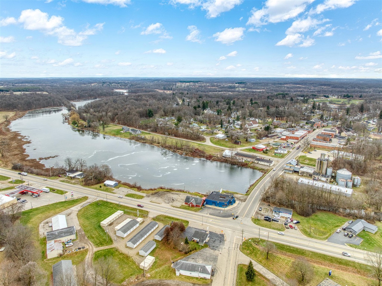 107 E Jackson Road, Concord, MI, 49237-9617