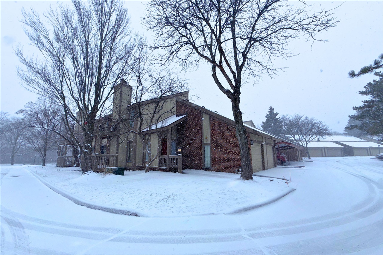 Homes for sale in West Bloomfield, MI | 7361 Radcliff Dr, West Bloomfield, MI 48322 | MLS# 70511618