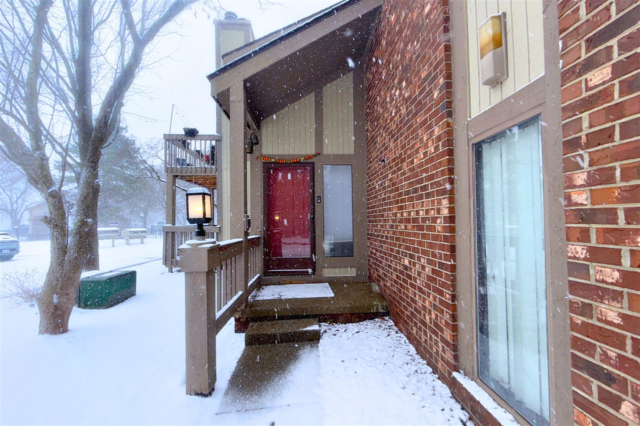 Homes for sale in West Bloomfield, MI | 7361 Radcliff Dr, West Bloomfield, MI 48322 | MLS# 70511618