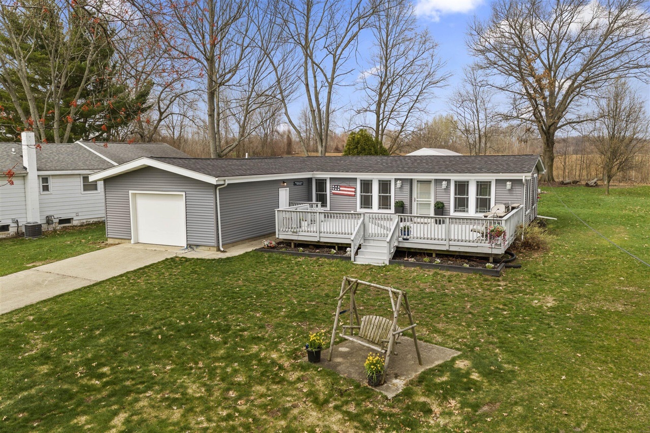 31486 County Line Road, Dowagiac, MI, 49047-8959