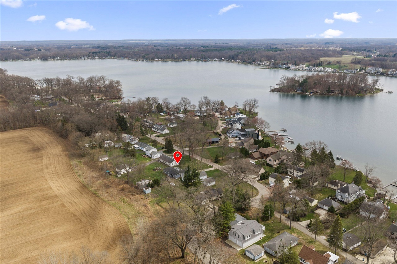 31486 County Line Road, Dowagiac, MI, 49047-8959