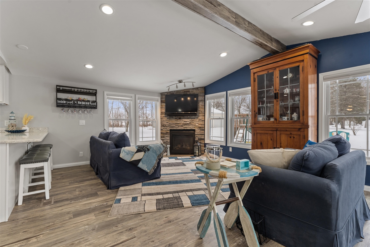 31486 County Line Road, Dowagiac, MI, 49047-8959