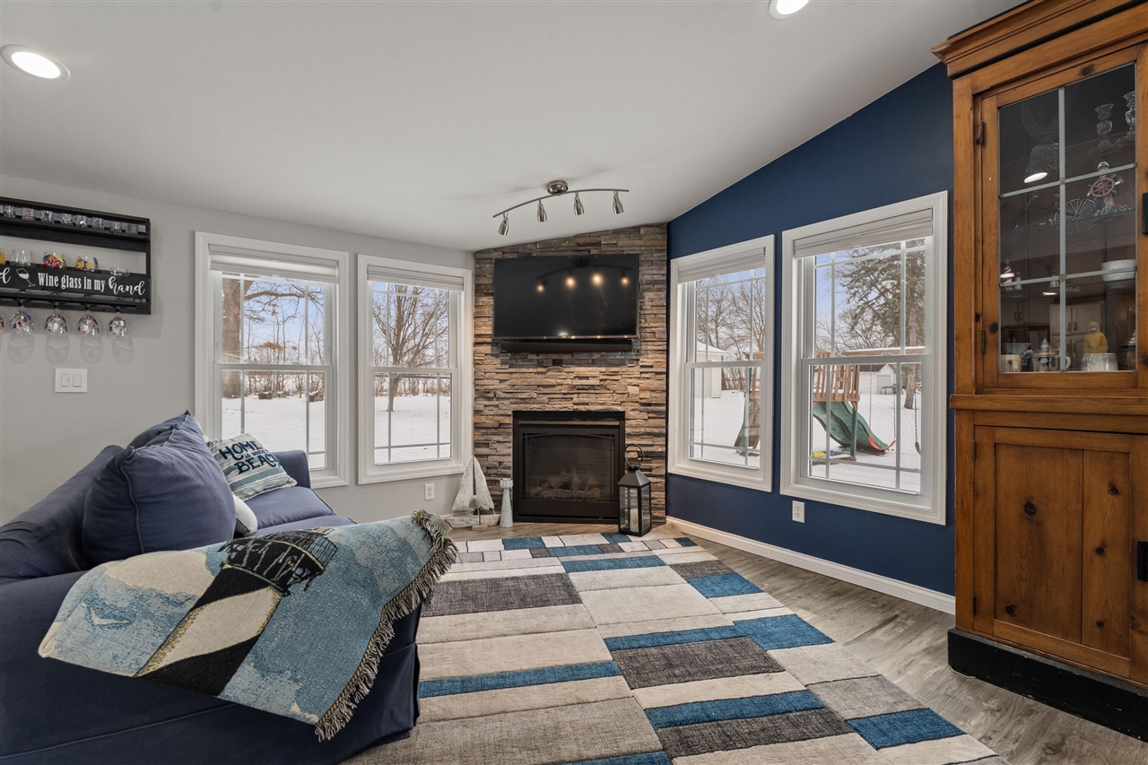 31486 County Line Road, Dowagiac, MI, 49047-8959