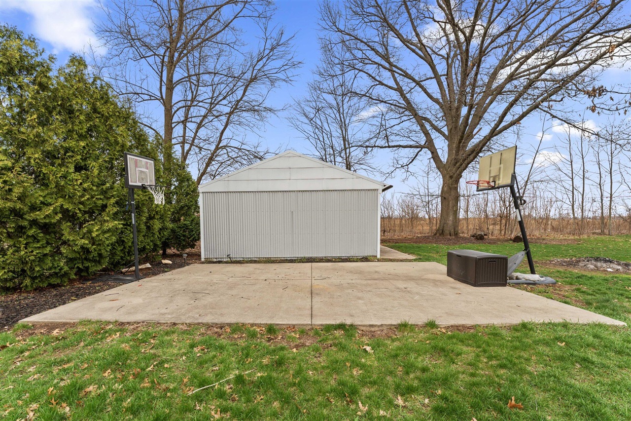 31486 County Line Road, Dowagiac, MI, 49047-8959