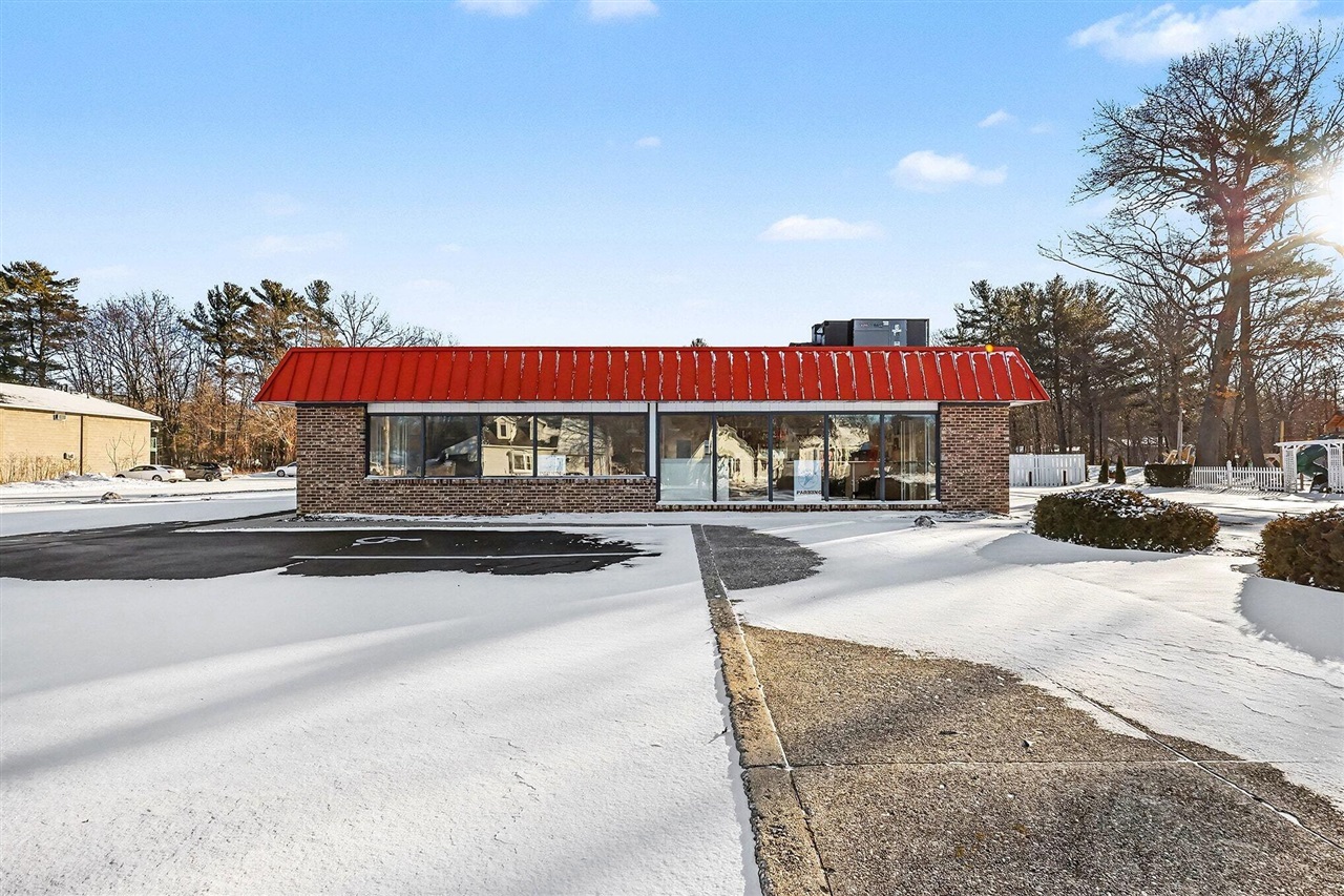 376 N 3rd Avenue, Fruitport, MI, 49415-9701