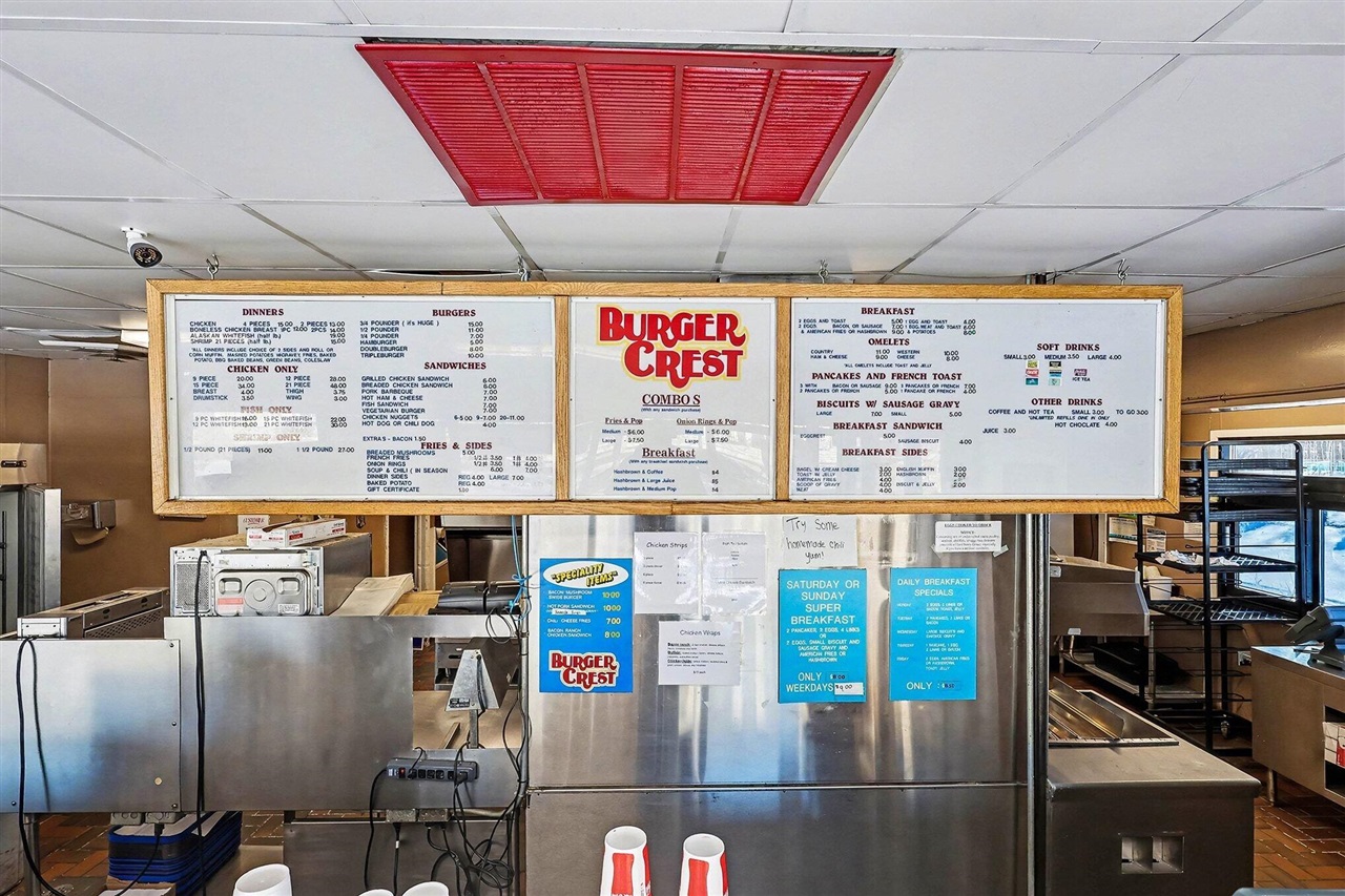 376 N 3rd Avenue, Fruitport, MI, 49415-9701