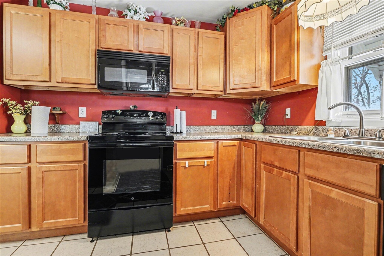 233 Oak Street, Battle Creek, MI, 49037-1299