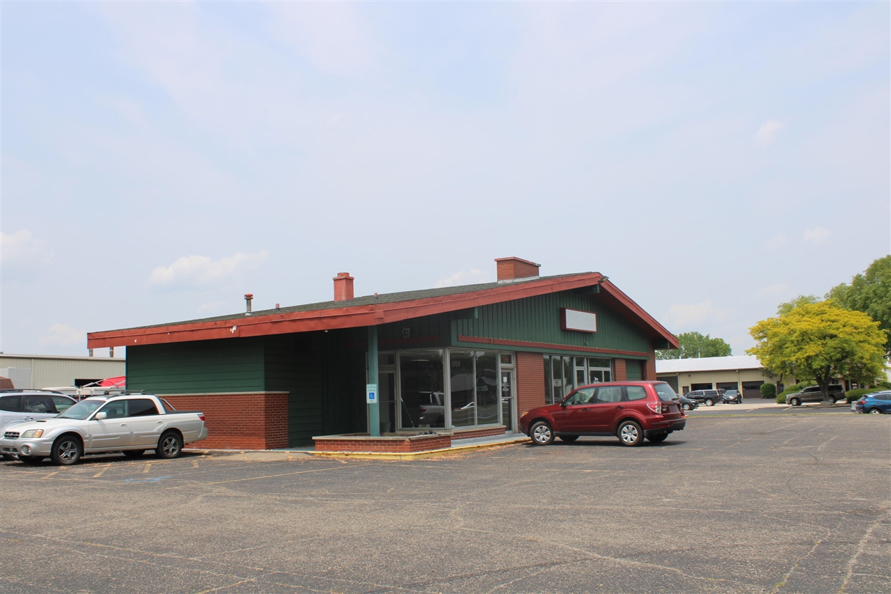 7940 S Sprinkle Road, Portage, MI, 49002-9430