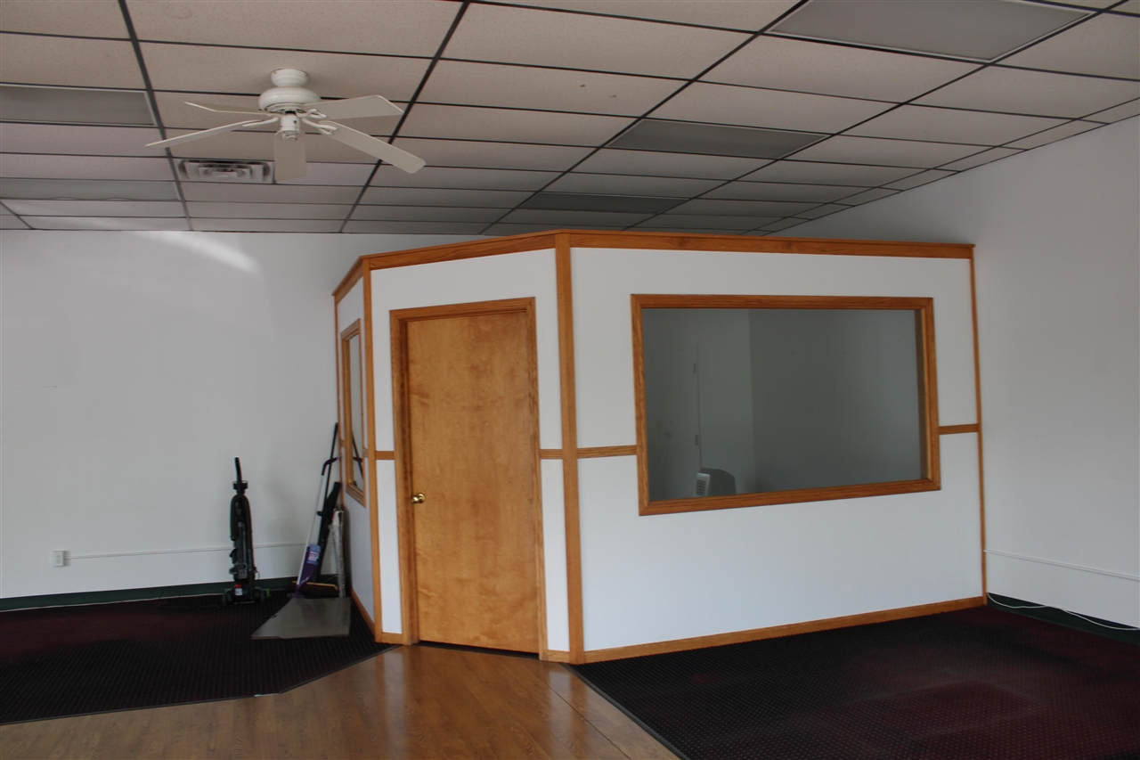 7940 S Sprinkle Road, Portage, MI, 49002-9430
