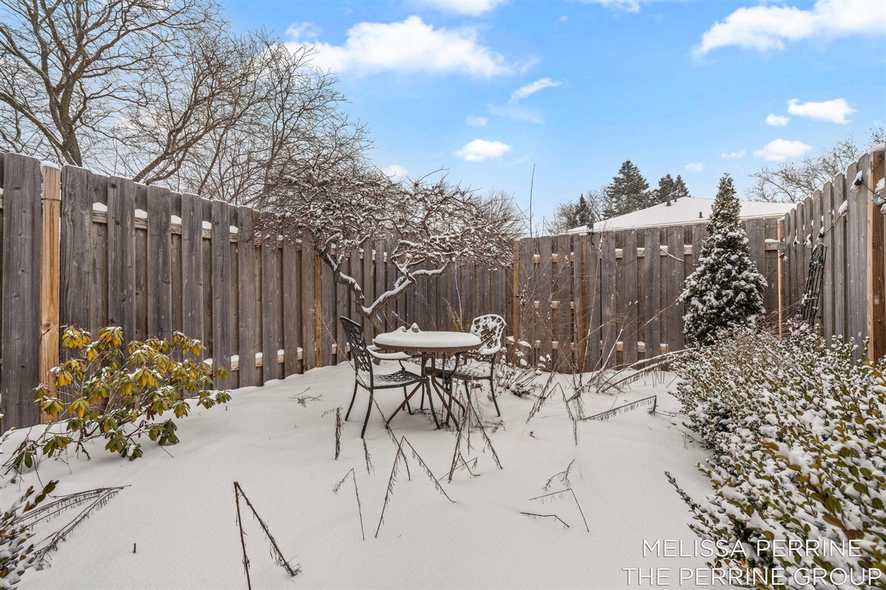 1922 Georgetown Drive, Grand Rapids, MI, 49506