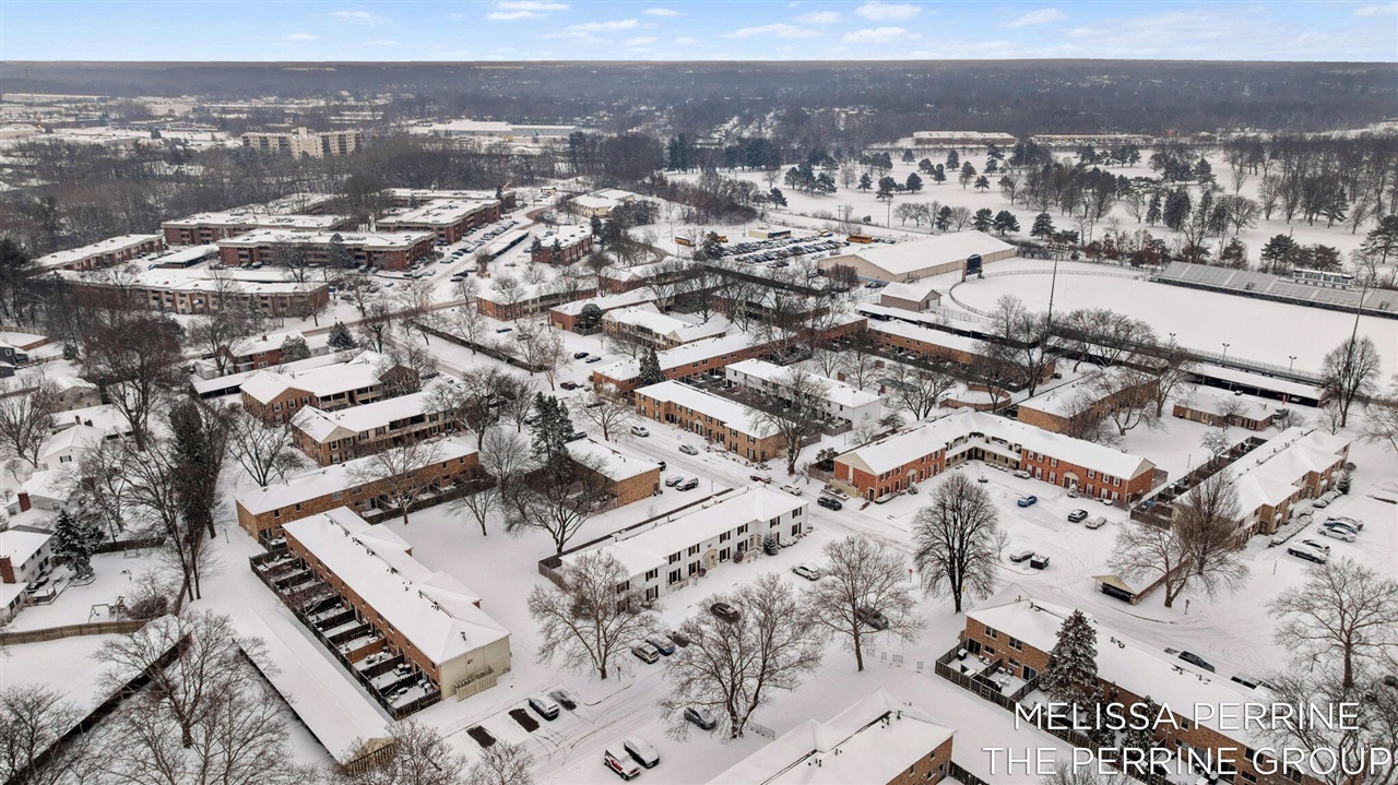 1922 Georgetown Drive, Grand Rapids, MI, 49506