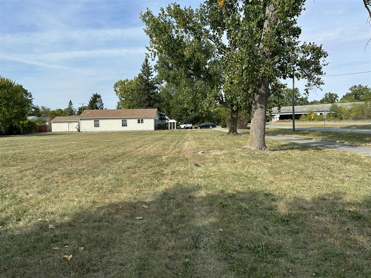 1888 Mccartney Avenue photo 15