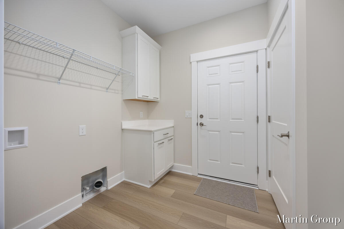 2247 Watertown Way, Grand Rapids, MI, 49505