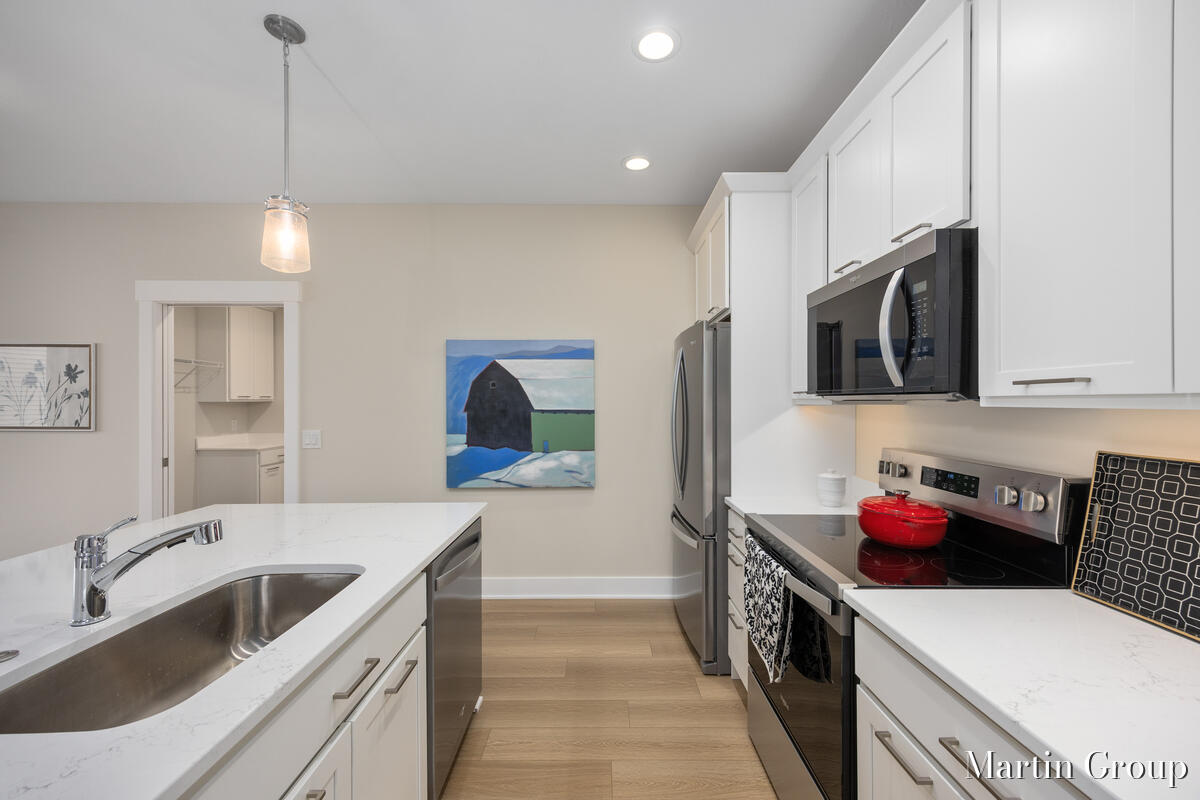 2247 Watertown Way, Grand Rapids, MI, 49505