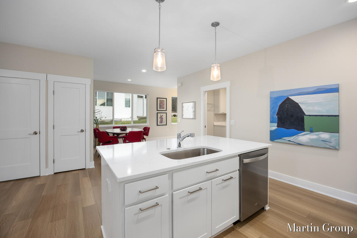 2247 Watertown Way, Grand Rapids, MI, 49505