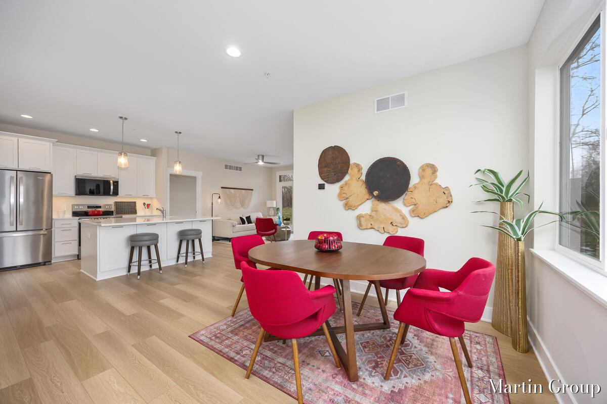 2247 Watertown Way, Grand Rapids, MI, 49505