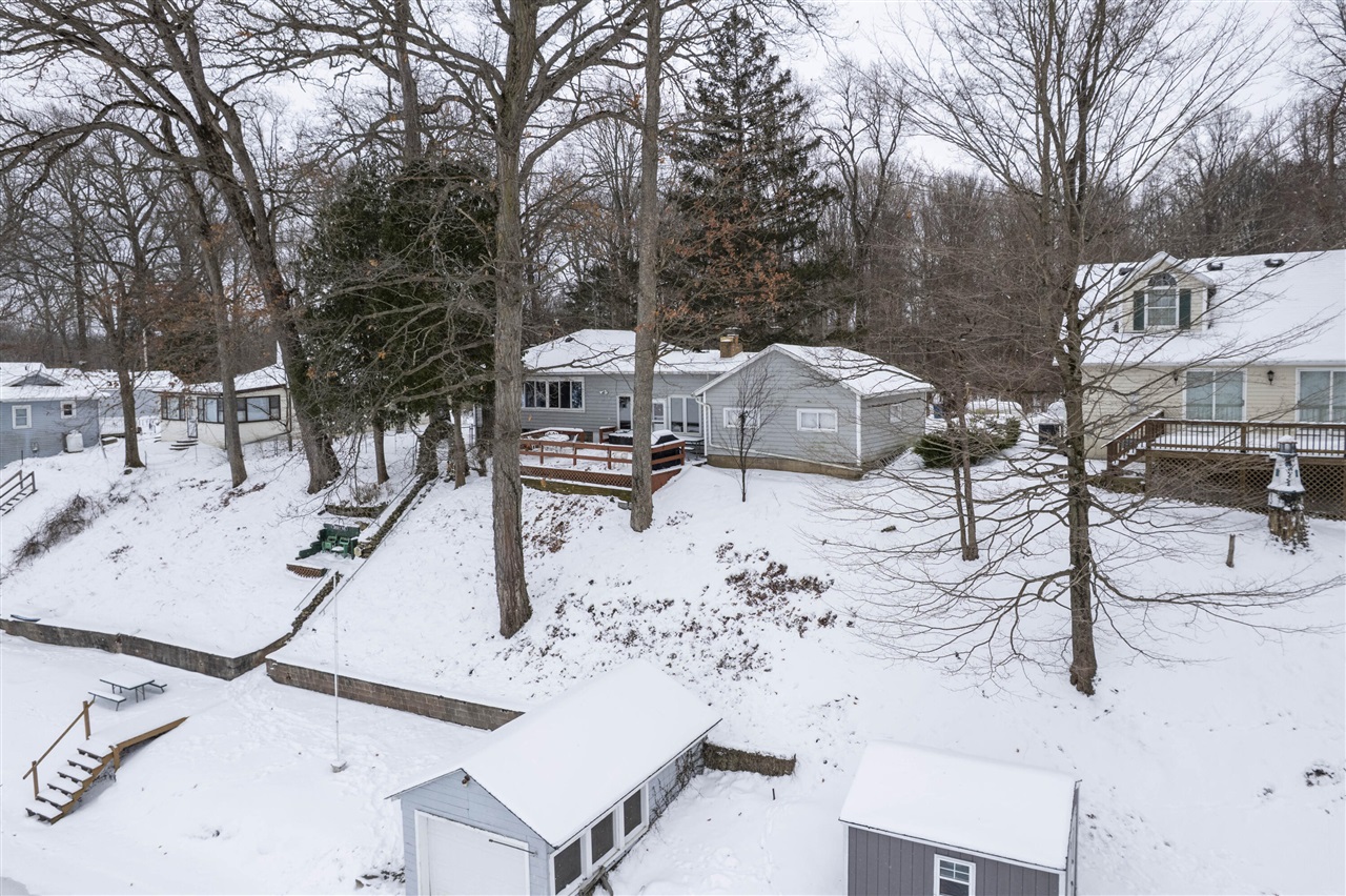 Homes for sale in Buchanan, MI | 15899 Lakeview Dr, Buchanan, MI 49107 | MLS# 70511982