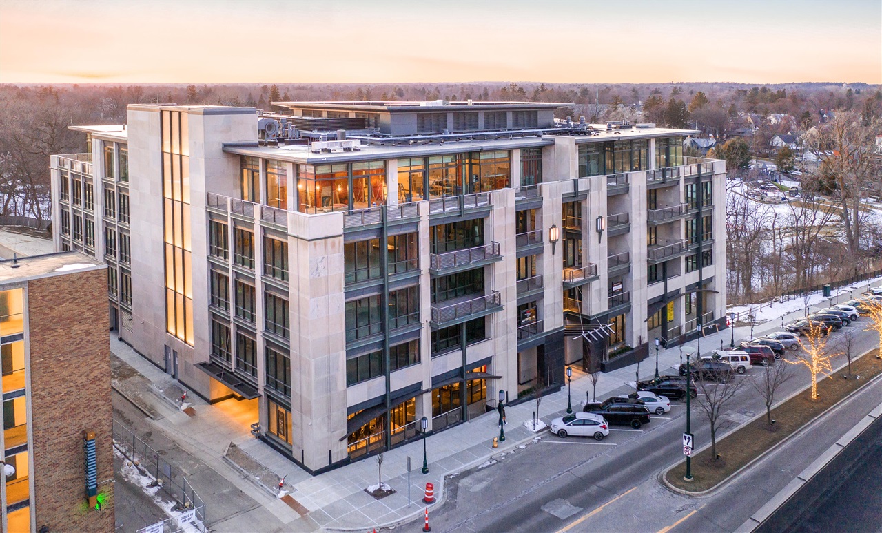 369-n-old-woodward-ave-206-birmingham-mi-48009-5302/hzid_3b6df1c8
