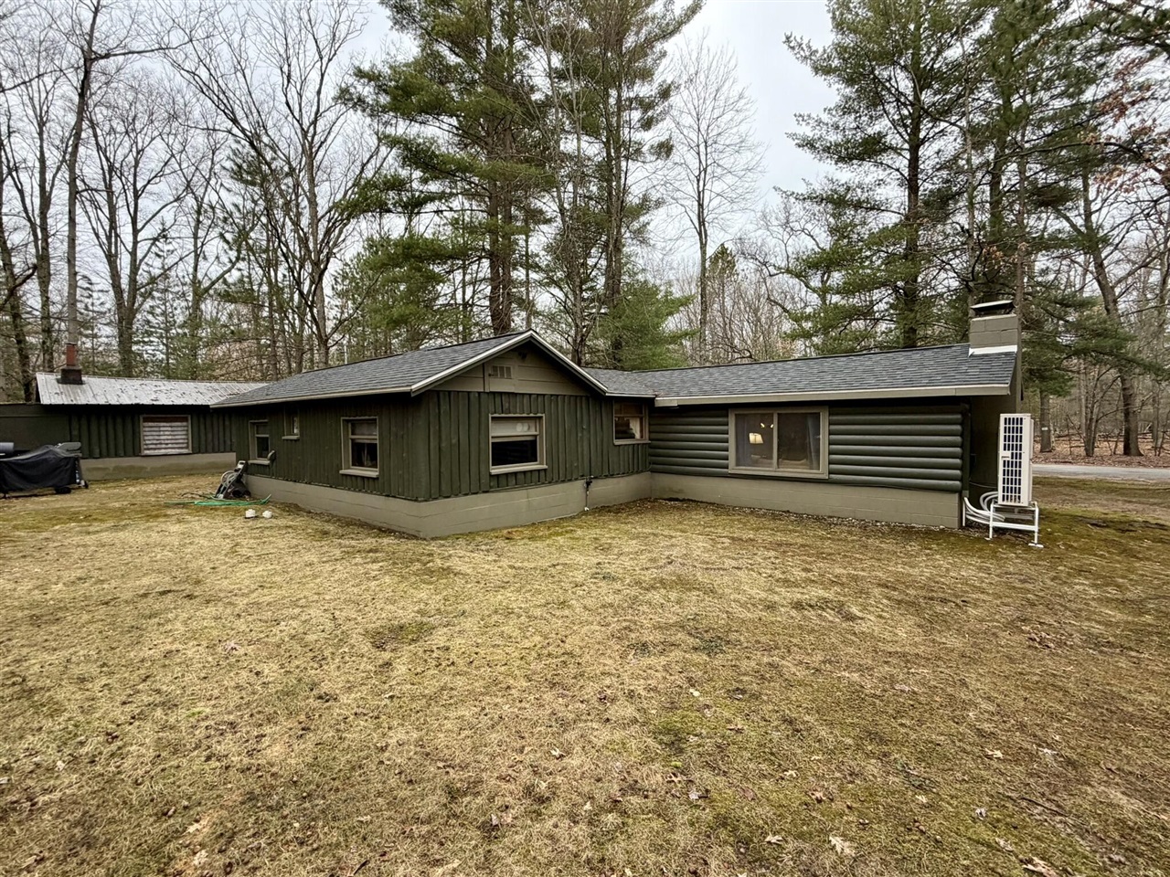 7139 W 5 Mile Road, Irons, MI, 49644-8954