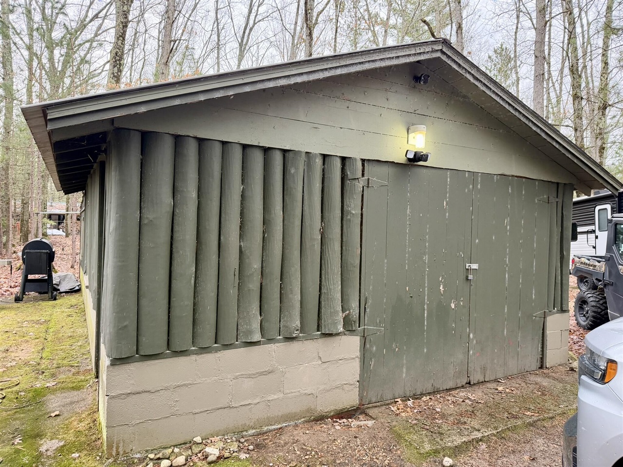 7139 W 5 Mile Road, Irons, MI, 49644-8954