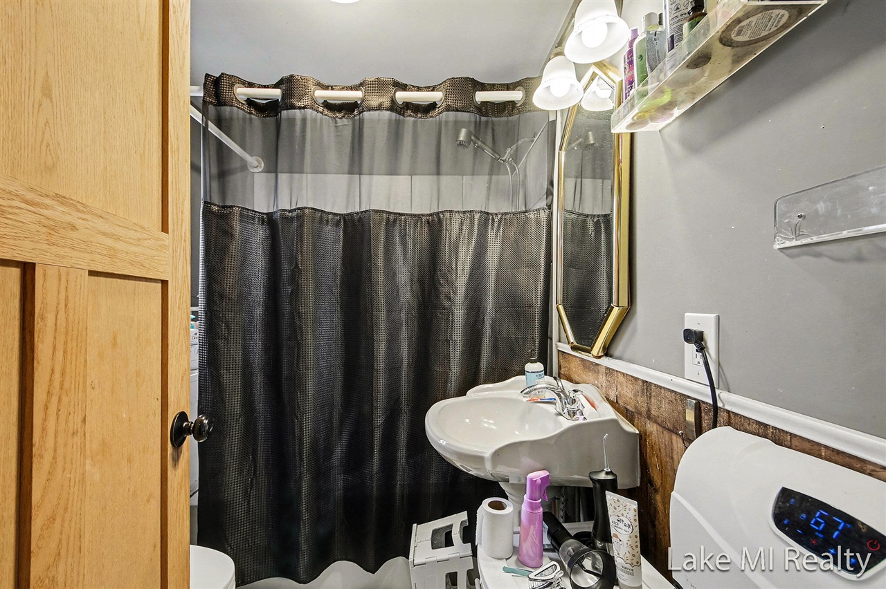 1053 3rd Street, Grand Rapids, MI, 49504-5081