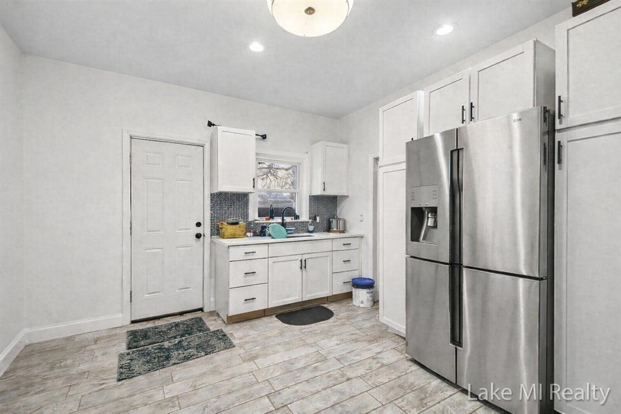 1053 3rd Street, Grand Rapids, MI, 49504-5081