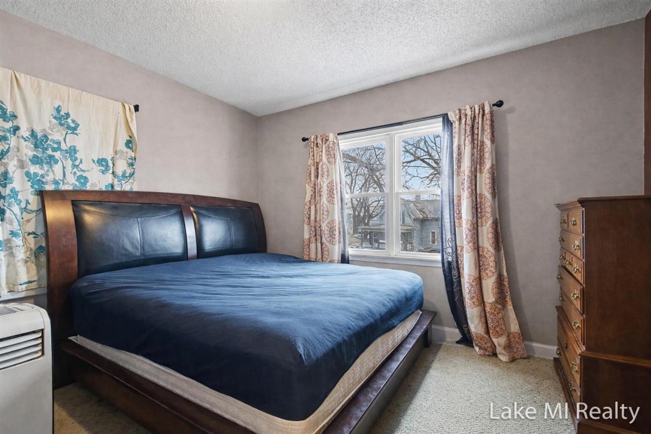 1053 3rd Street, Grand Rapids, MI, 49504-5081