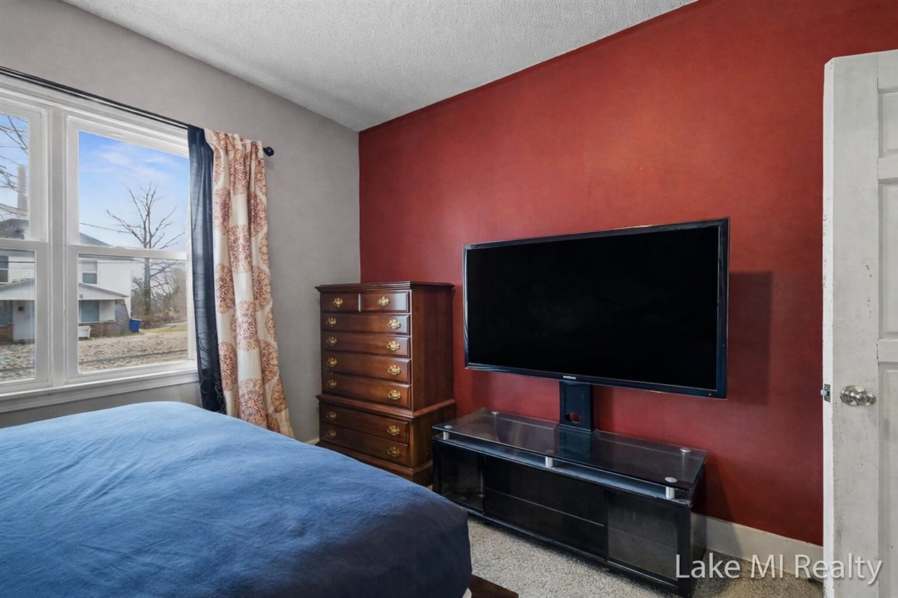 1053 3rd Street, Grand Rapids, MI, 49504-5081