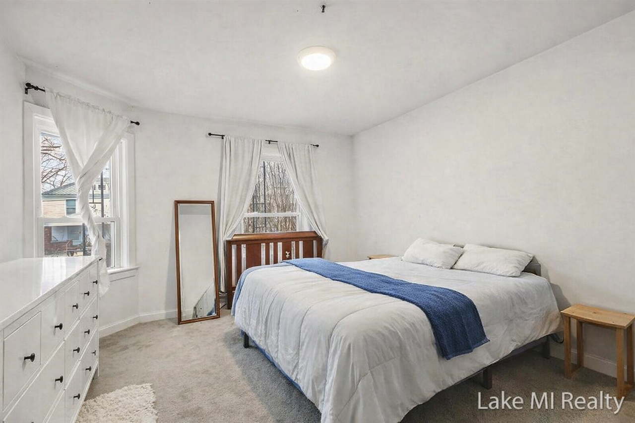 1053 3rd Street, Grand Rapids, MI, 49504-5081