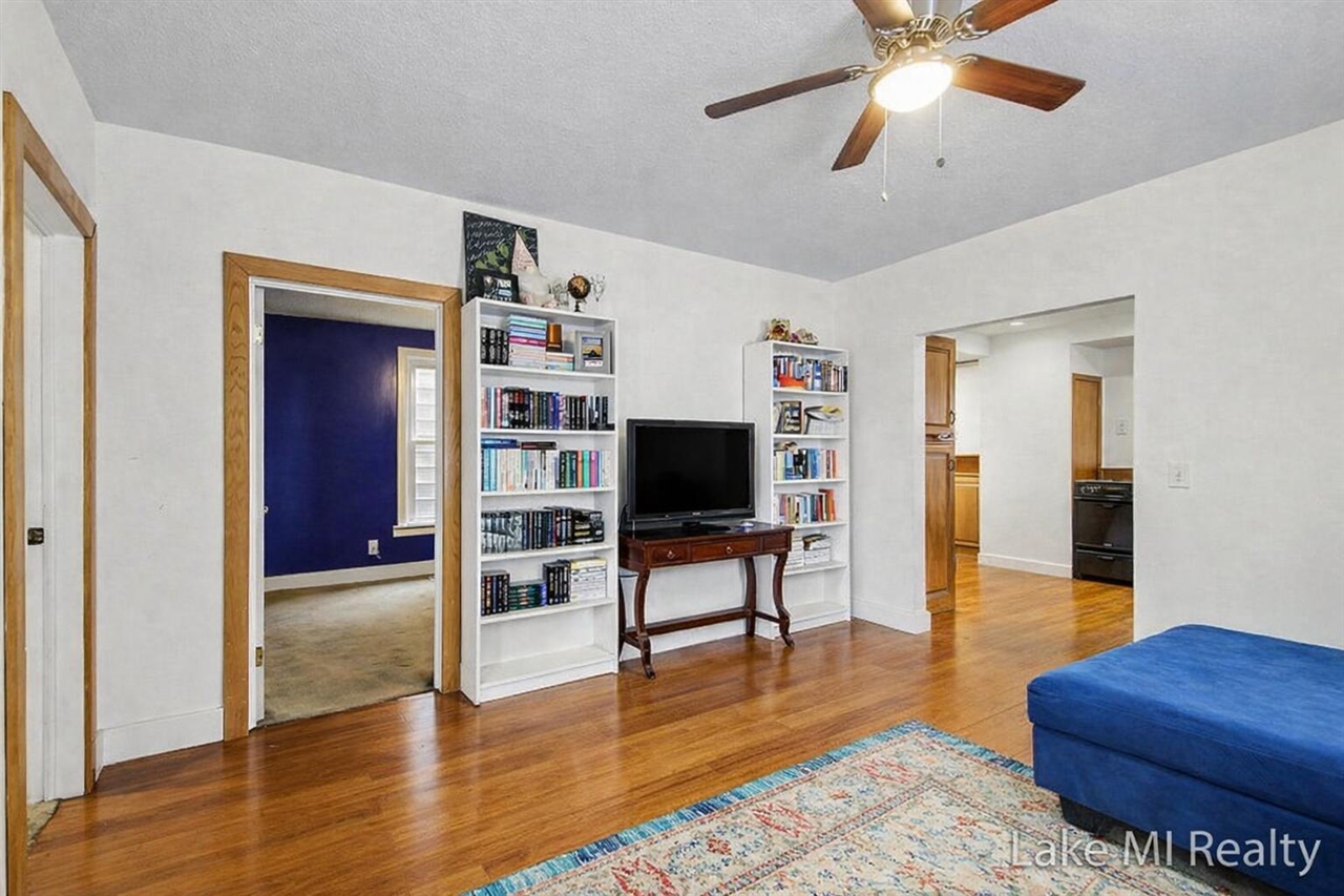 1053 3rd Street, Grand Rapids, MI, 49504-5081