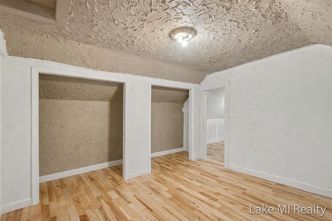 1053 3rd Street, Grand Rapids, MI, 49504-5081