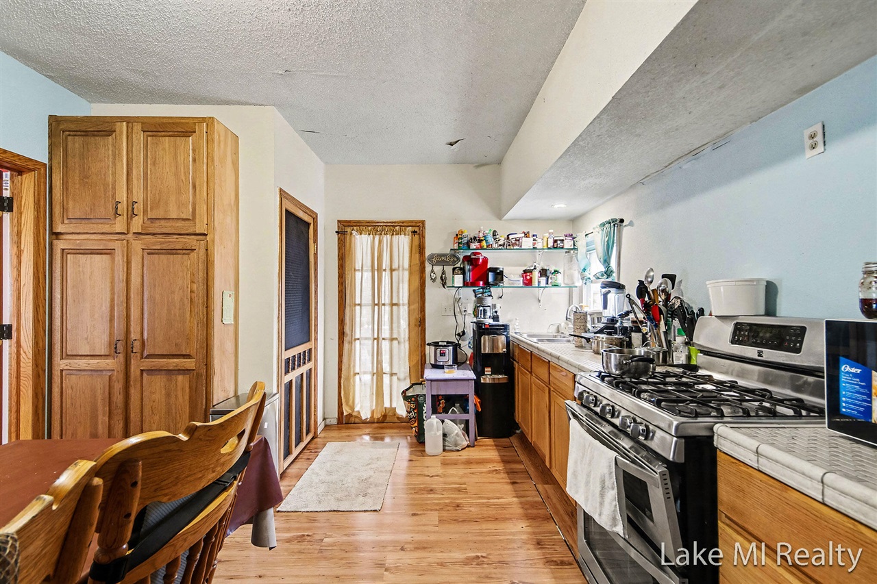 1053 3rd Street, Grand Rapids, MI, 49504-5081