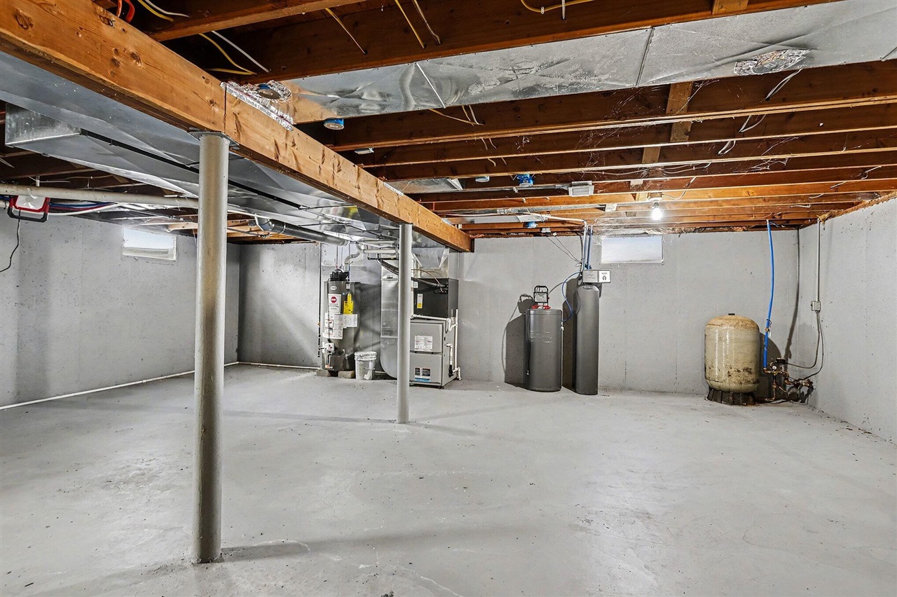 4115 E Kirby Road, Battle Creek, MI, 49017-7602