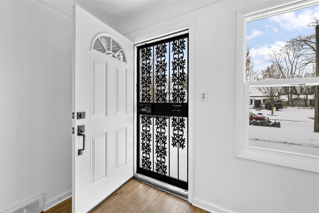 Homes for sale in Detroit, MI | 18525 Westmoreland Rd, Detroit, MI 48219 | MLS# 70512207