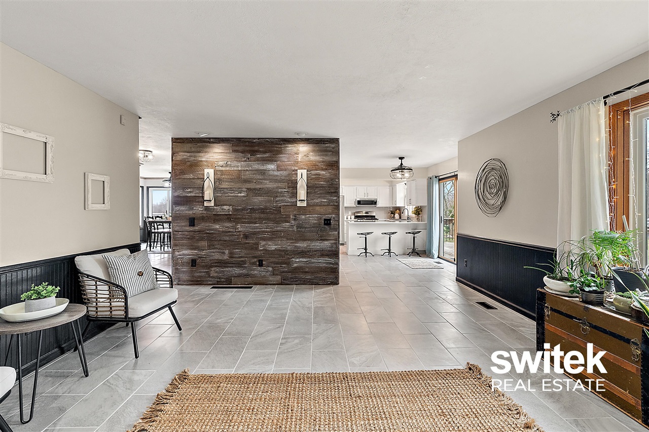 9750 Meadow Valley, Caledonia, MI, 49316-8549