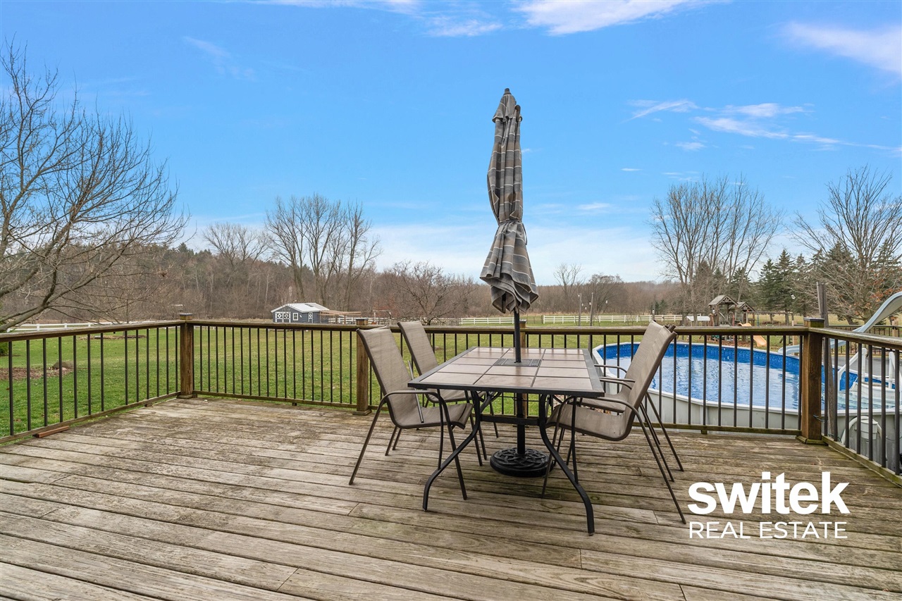 9750 Meadow Valley, Caledonia, MI, 49316-8549