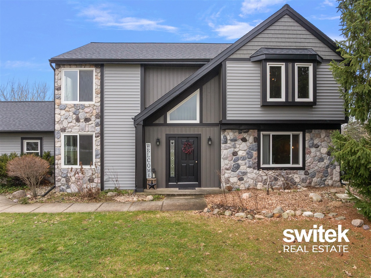 9750 Meadow Valley, Caledonia, MI, 49316-8549