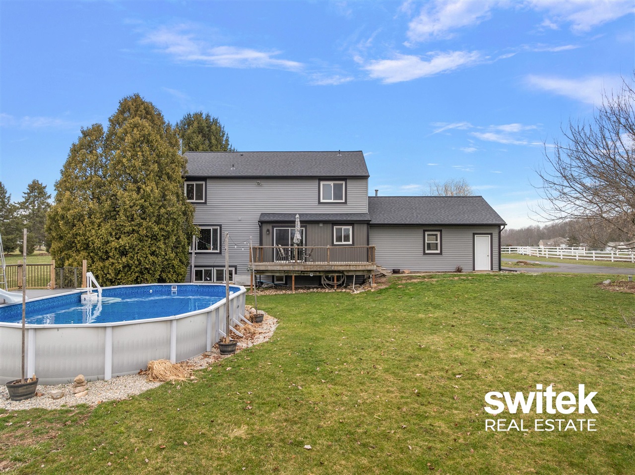 9750 Meadow Valley, Caledonia, MI, 49316-8549