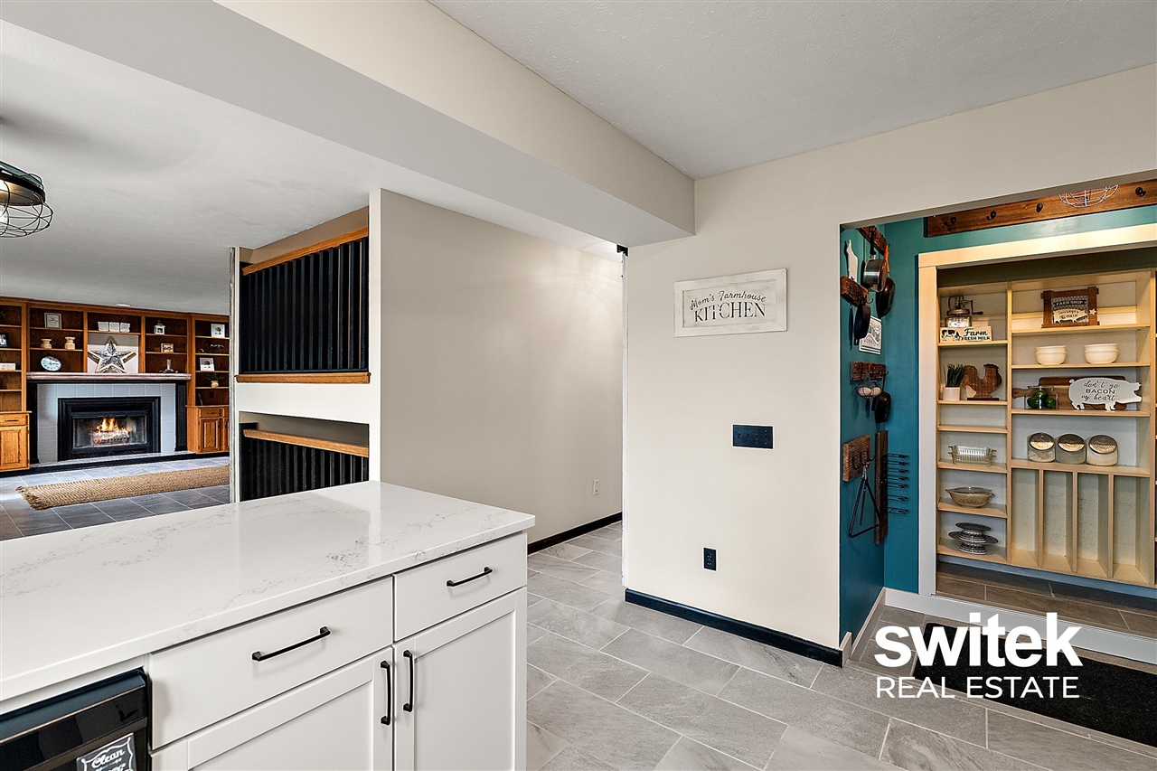 9750 Meadow Valley, Caledonia, MI, 49316-8549